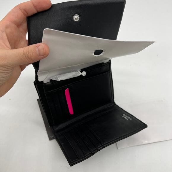 Vince Camuto Doty Wallet	Black Leather Size Small - Picture 11 of 16